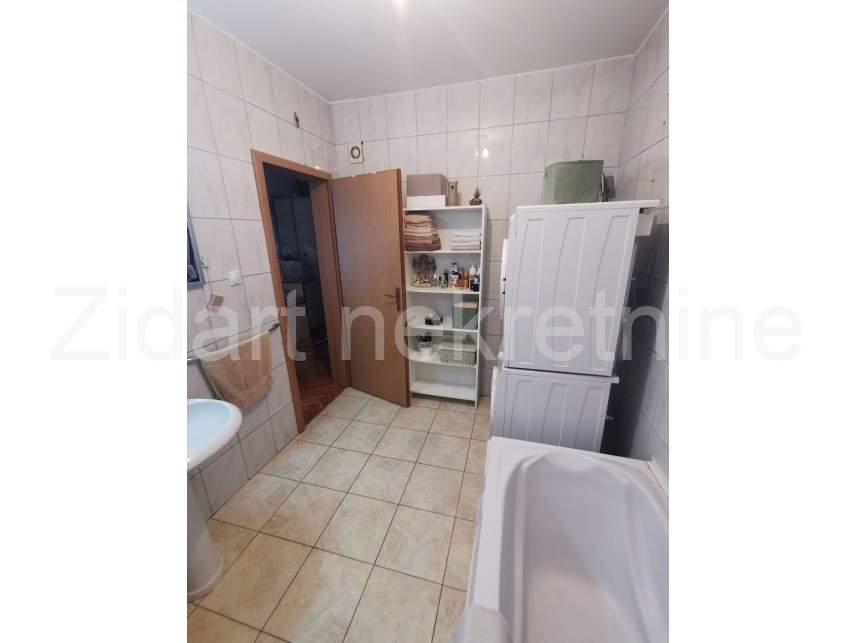Квартира, 635 м², 81 466$ — FAKTOR